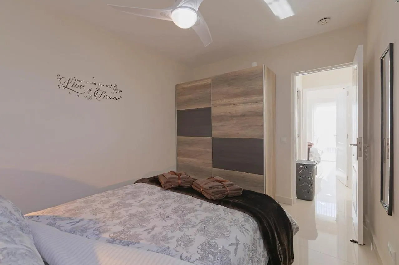 Stunning Apartment Within Villa Nr Los Cristianos Chayofa