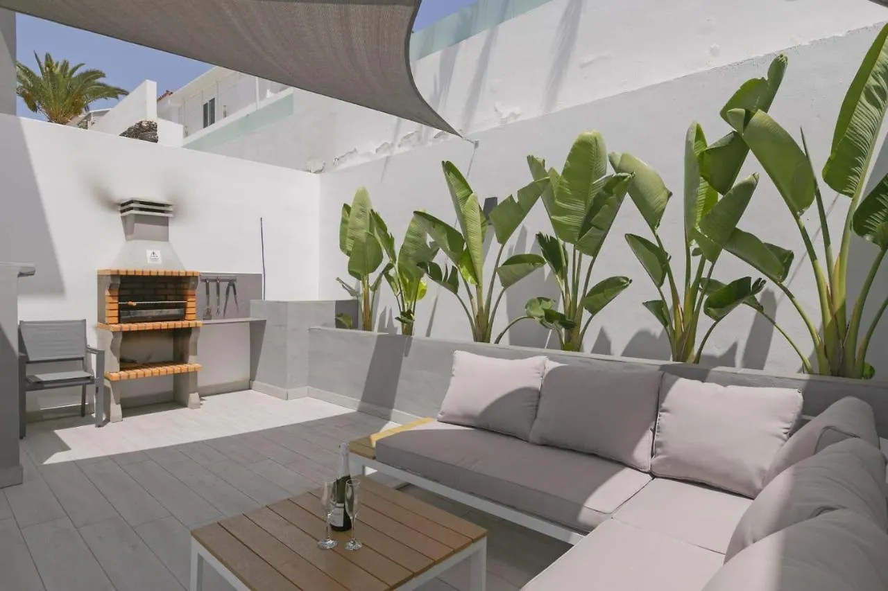 Chayofa Stunning Apartment Within Villa Nr Los Cristianos ספרד