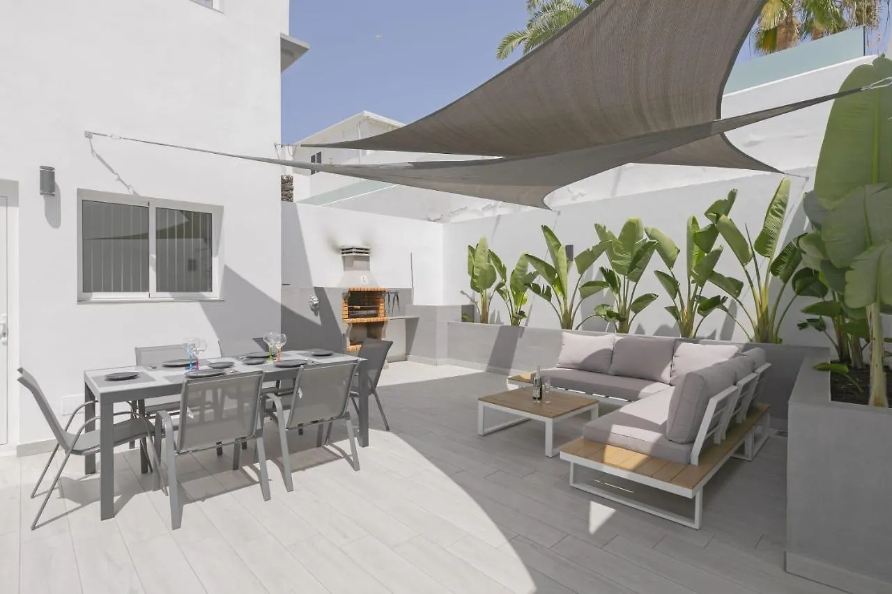 Chayofa Stunning Apartment Within Villa Nr Los Cristianos