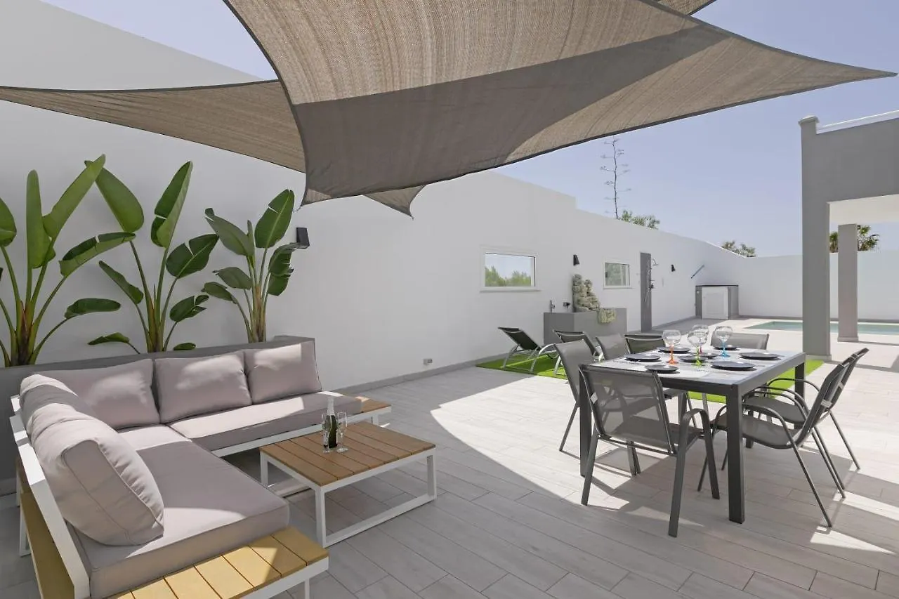 Chayofa Stunning Apartment Within Villa Nr Los Cristianos 0*,