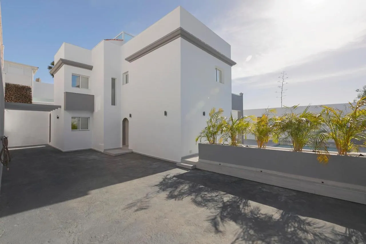 Chayofa Stunning Apartment Within Villa Nr Los Cristianos 0*,